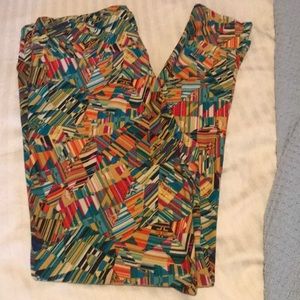 Leggings multi color fun 92% poly 8% spandex